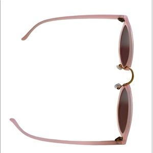 Sunglasses for women’s